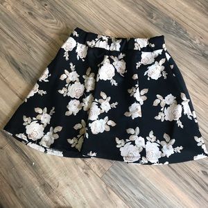 Black Floral Spring Round Mini Skirt